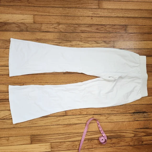 Treasure The Funk rave festival white rainbow sequin heart patterned flare pants - Picture 7 of 8